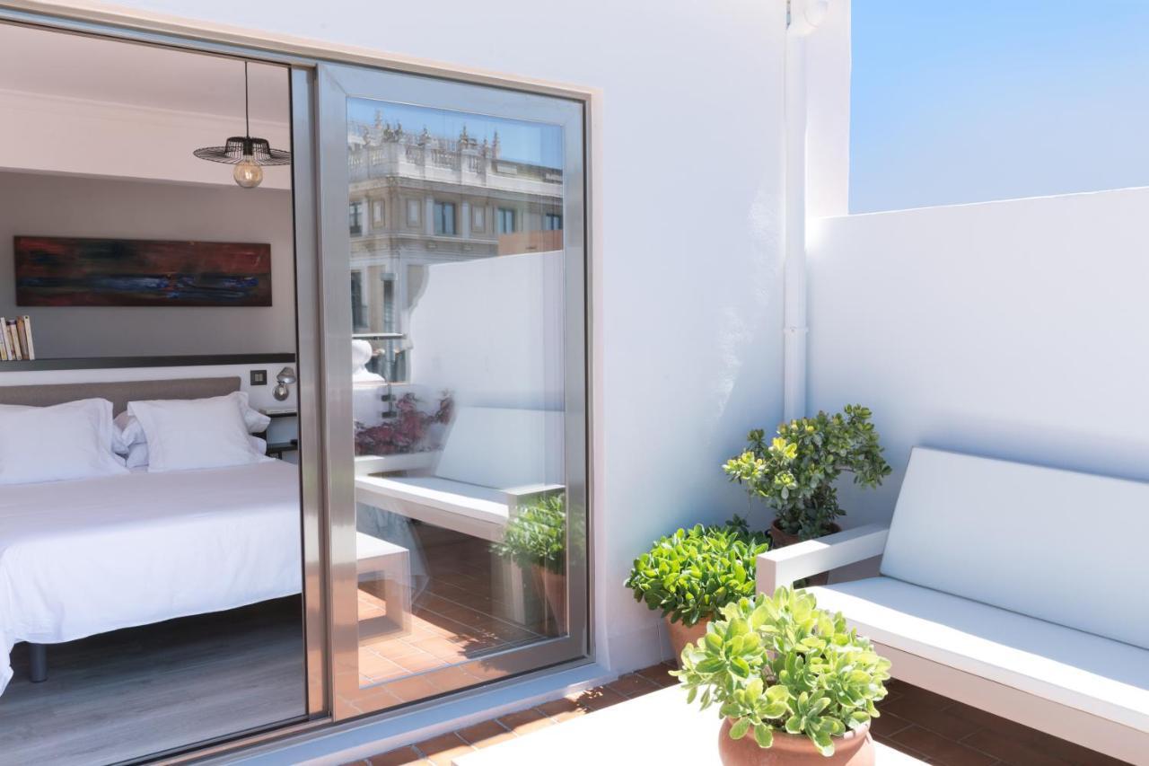 Puerta Catedral Holiday Suites Sevilha Exterior foto